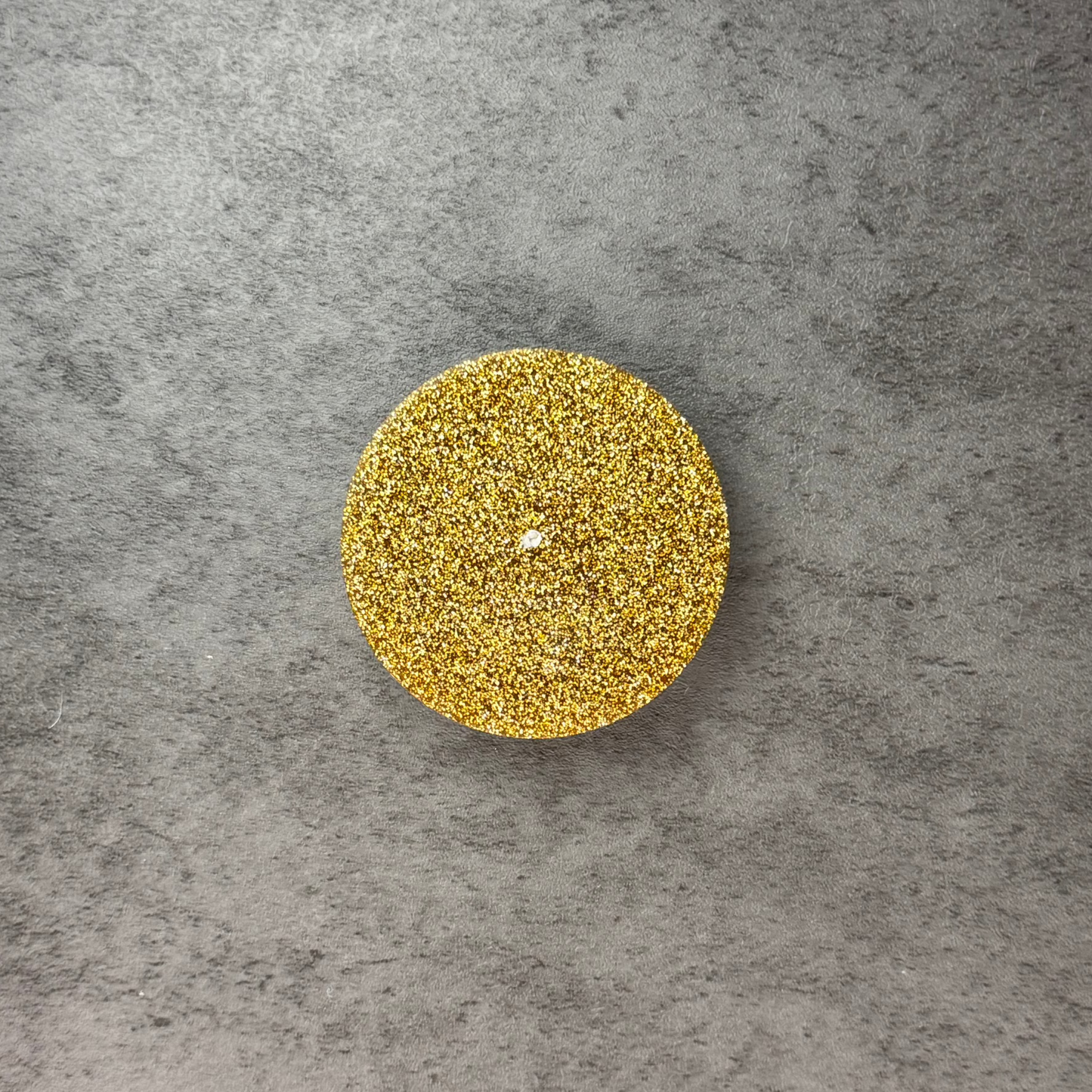 Exclusive Jokerz Reveals Mini Doll Stand - Bar Only